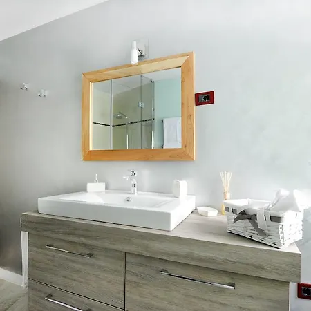 Appartamento Feel Good Penthouse With Jacuzzi Zara Camera foto