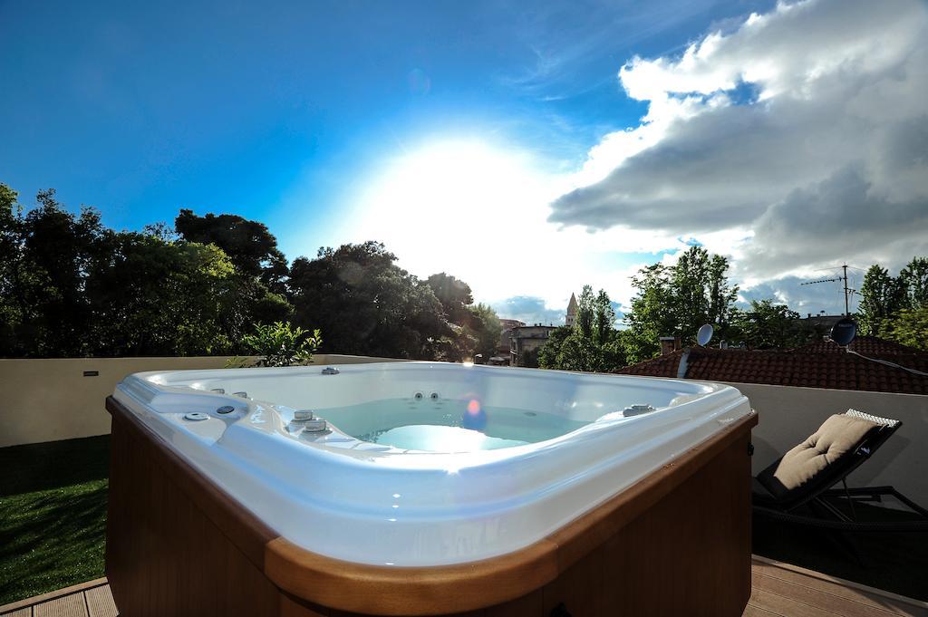 Feel Good Penthouse With Jacuzzi Apartmán